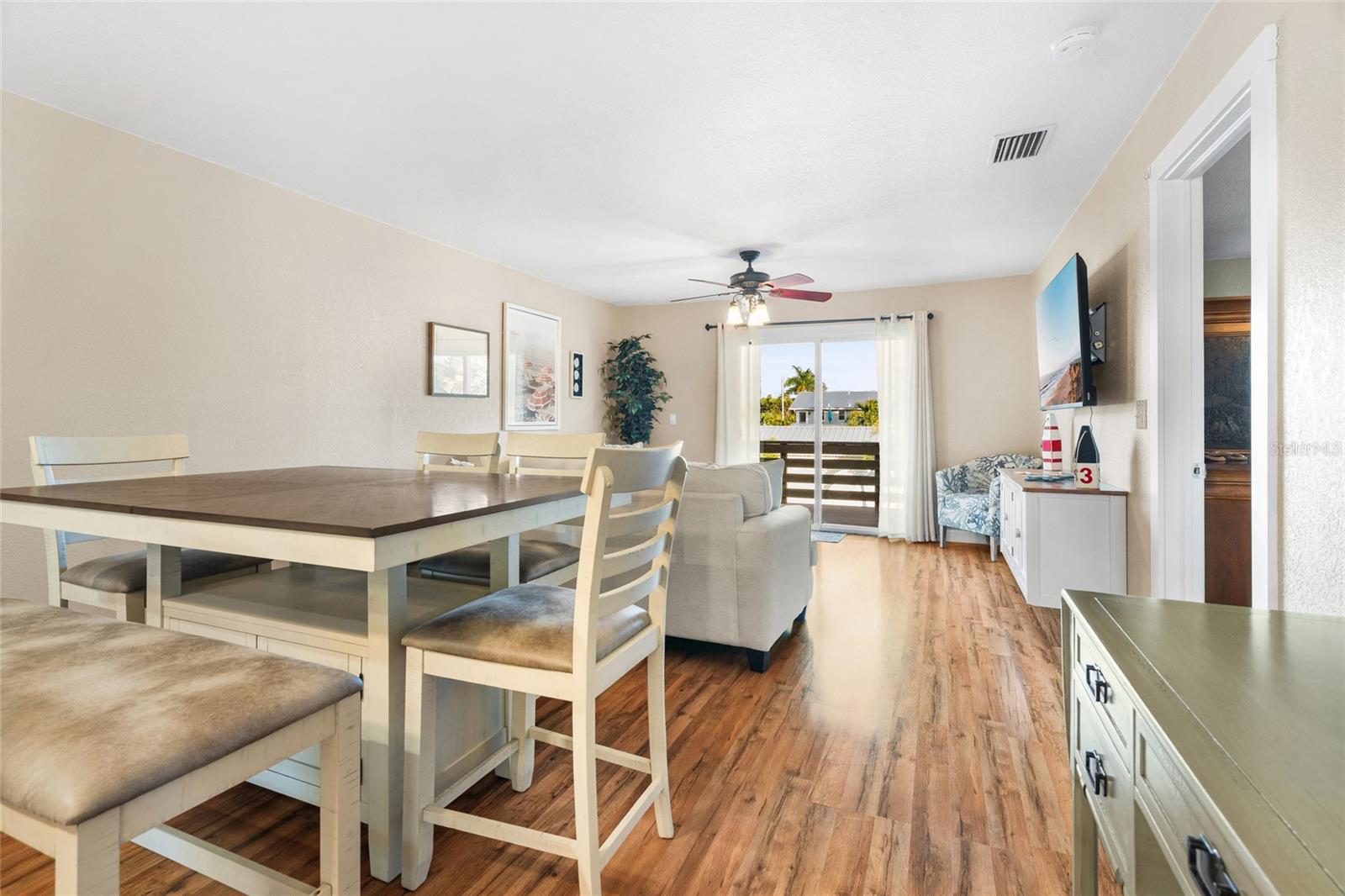 4503-4505 102ND ST W