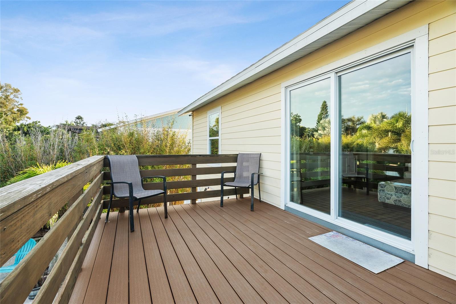 4503-4505 102ND ST W