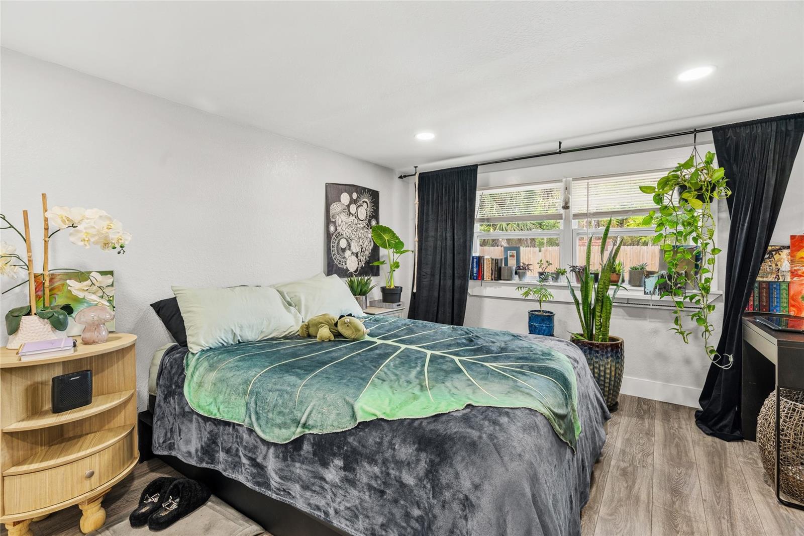 5135 OLD BRADENTON RD