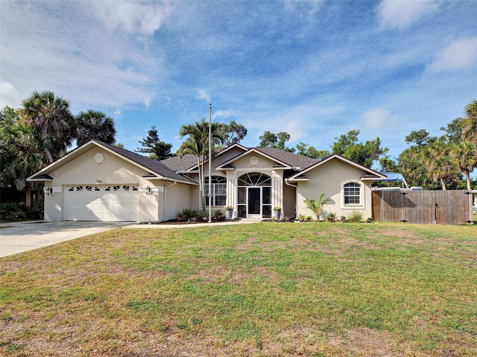 1303 E GATE DR