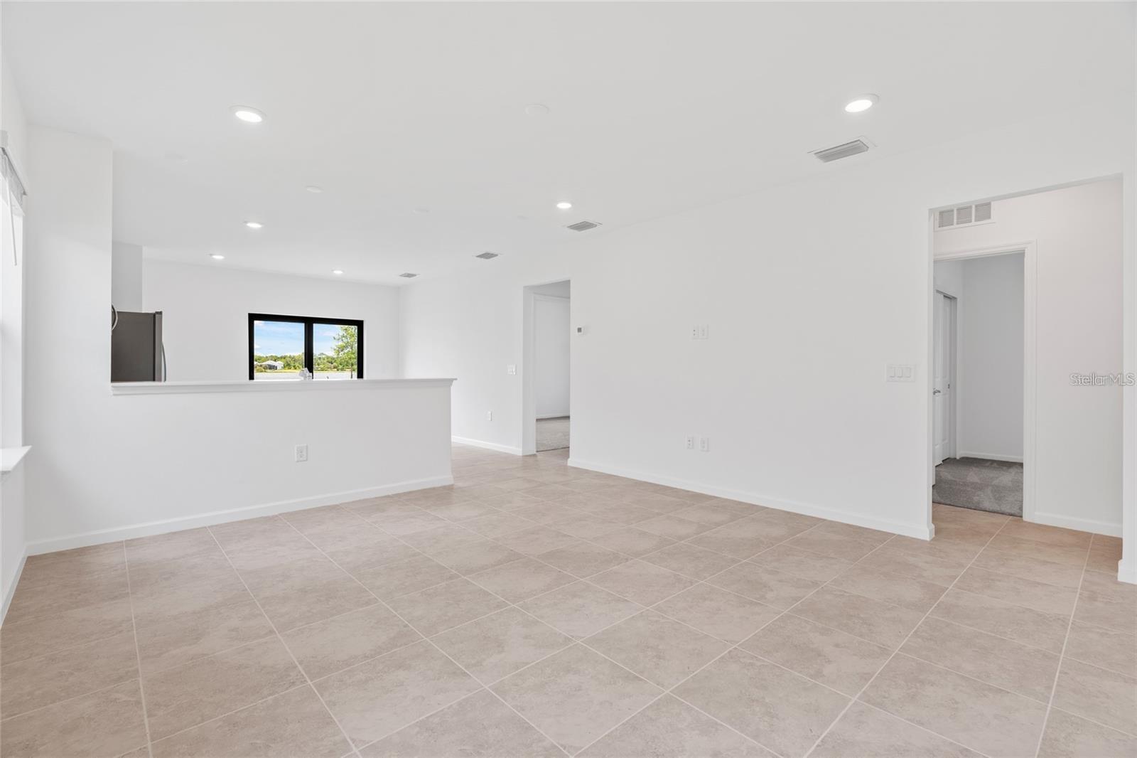 6560 SILVERSTAR DR