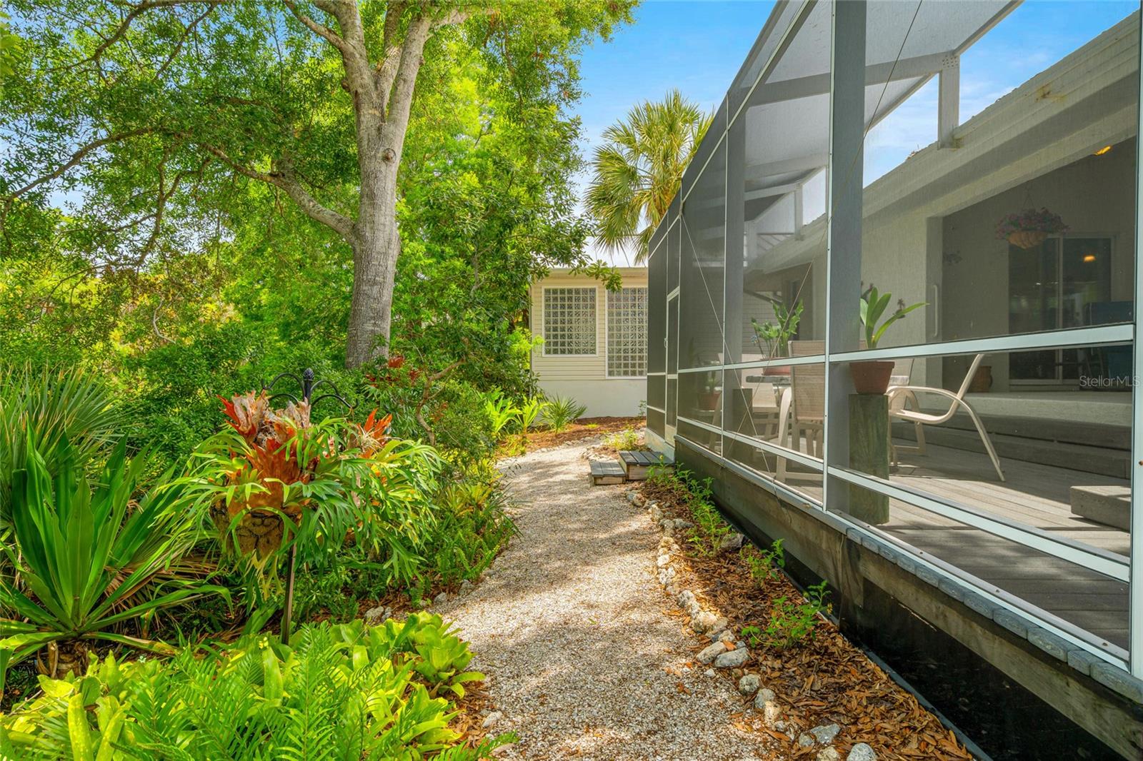 400 TORTUGA DR