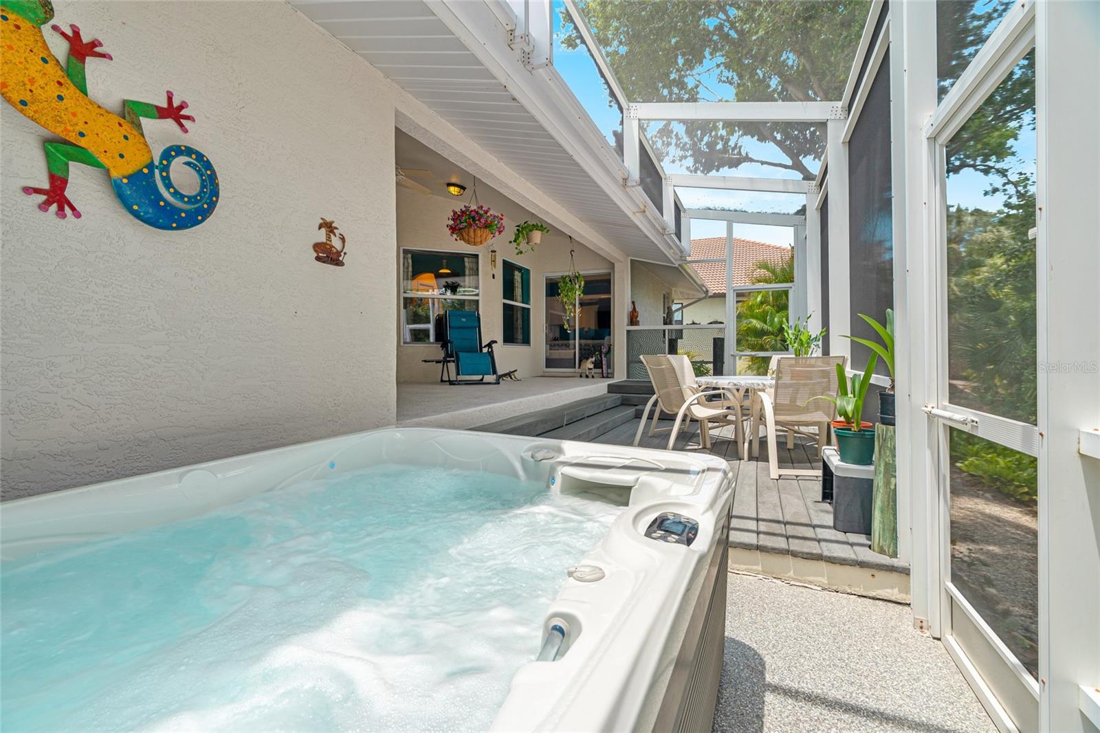400 TORTUGA DR