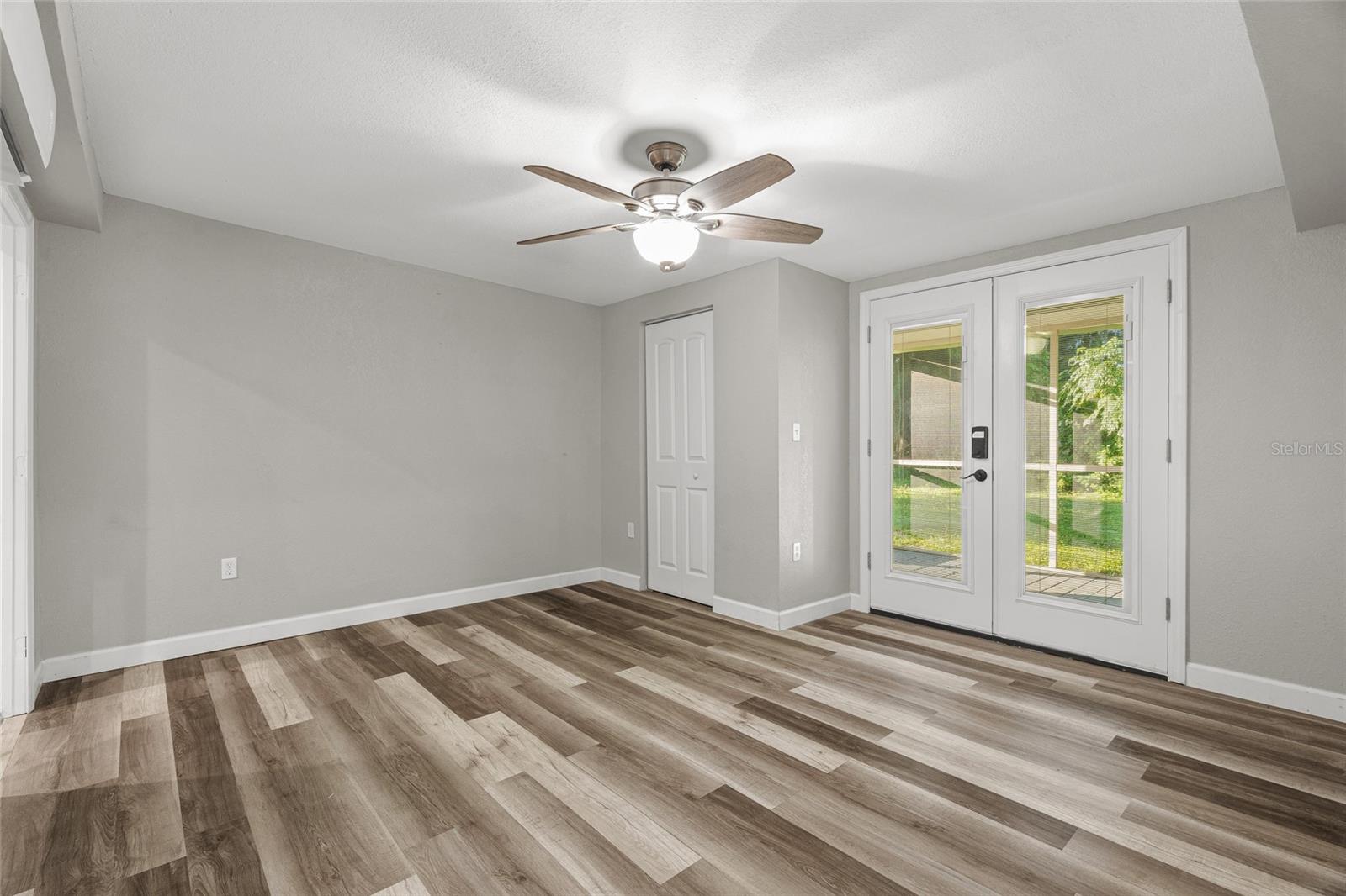 223 MARTIN DR NE