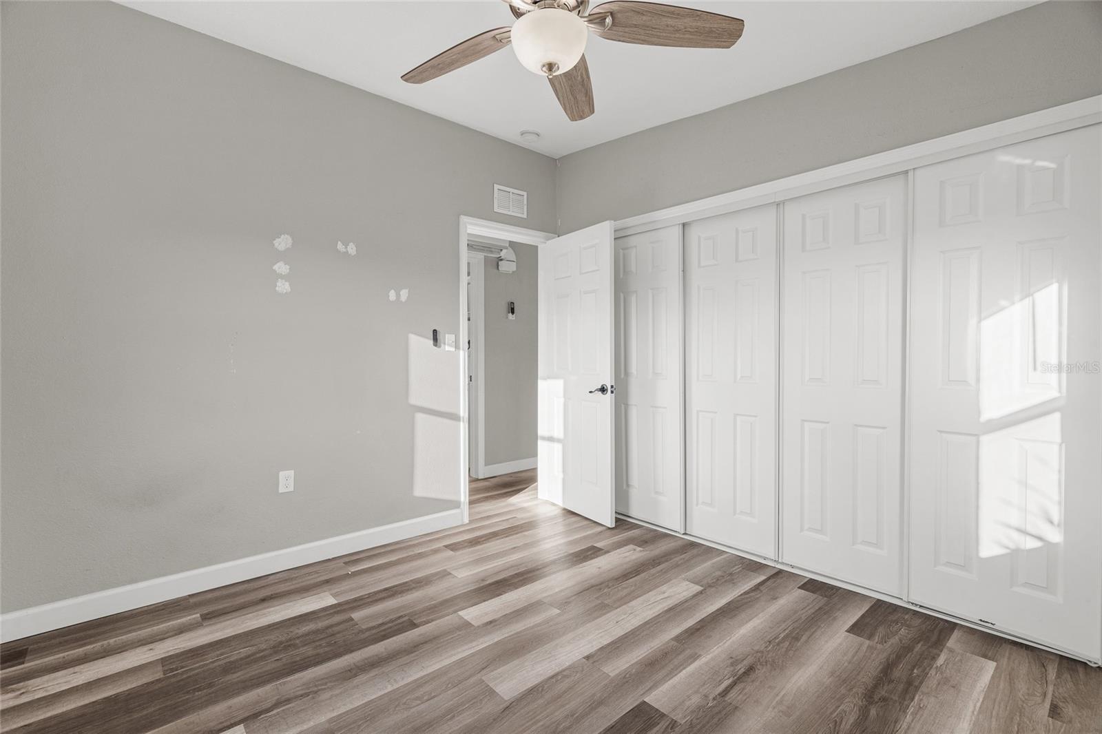 223 MARTIN DR NE