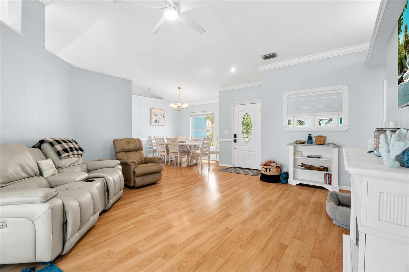 1730 NELDA LN