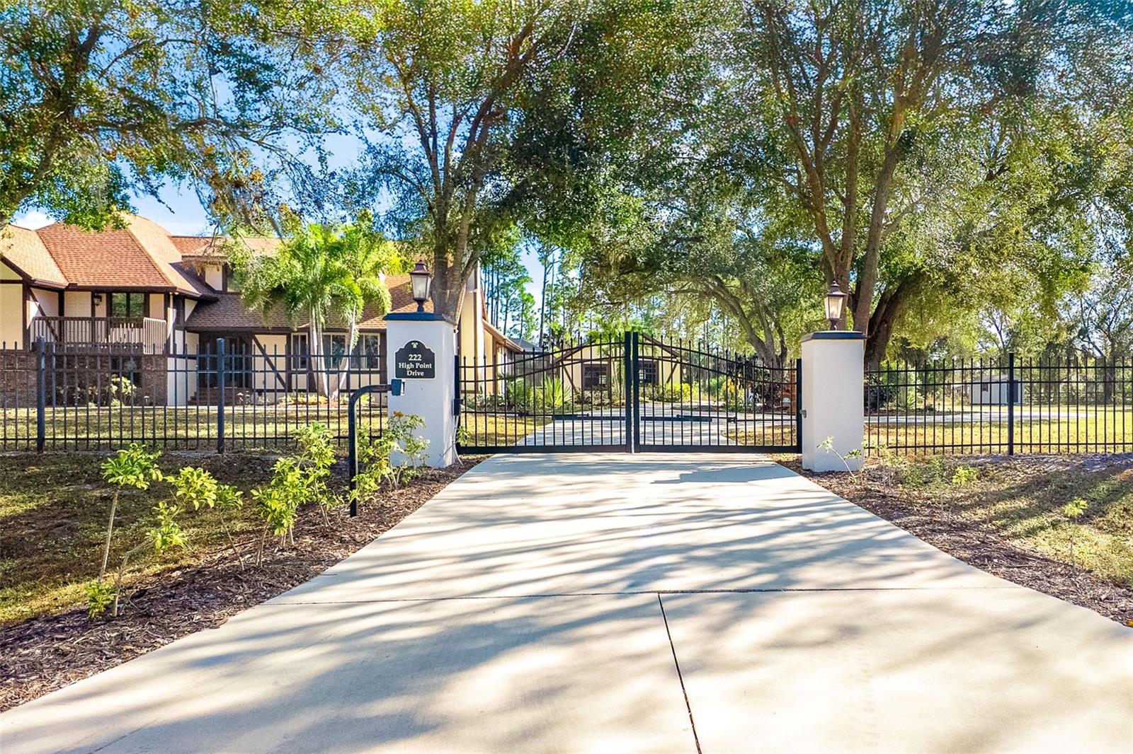 222 HIGH POINT DR