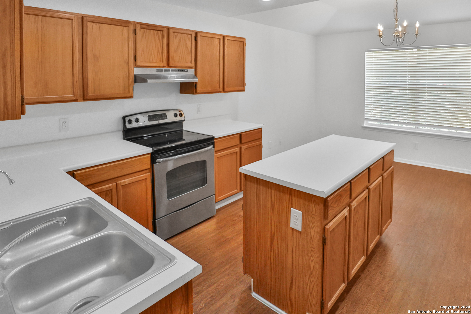 21119 MARIN HLS