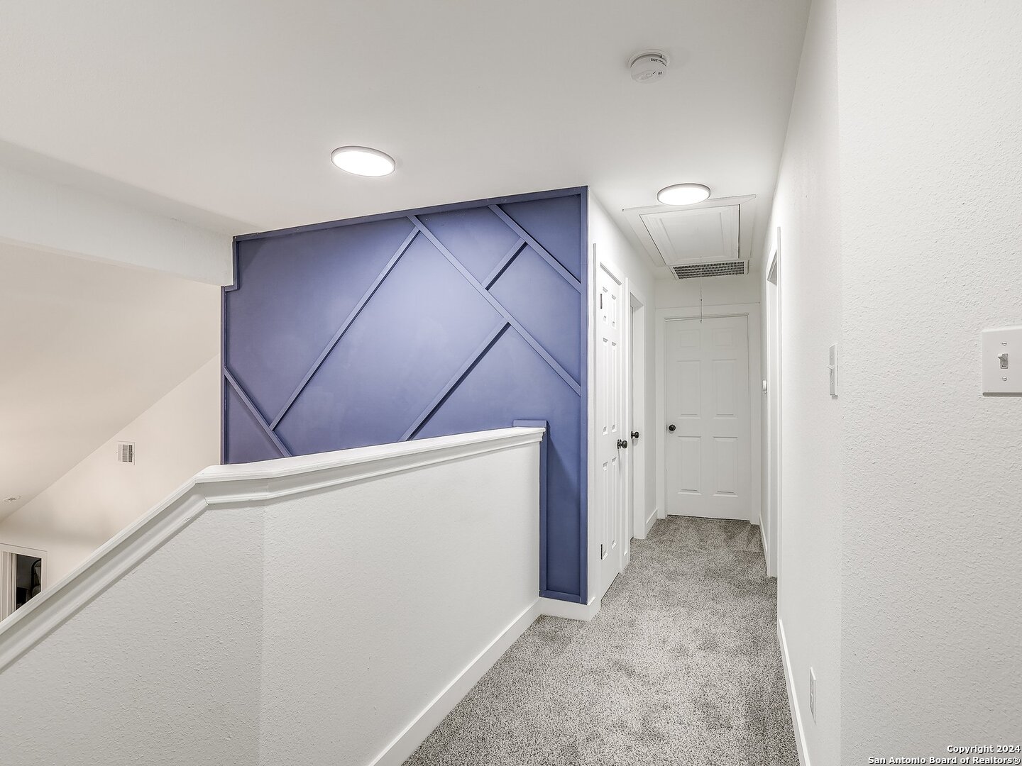 8302 COPPERSIDE