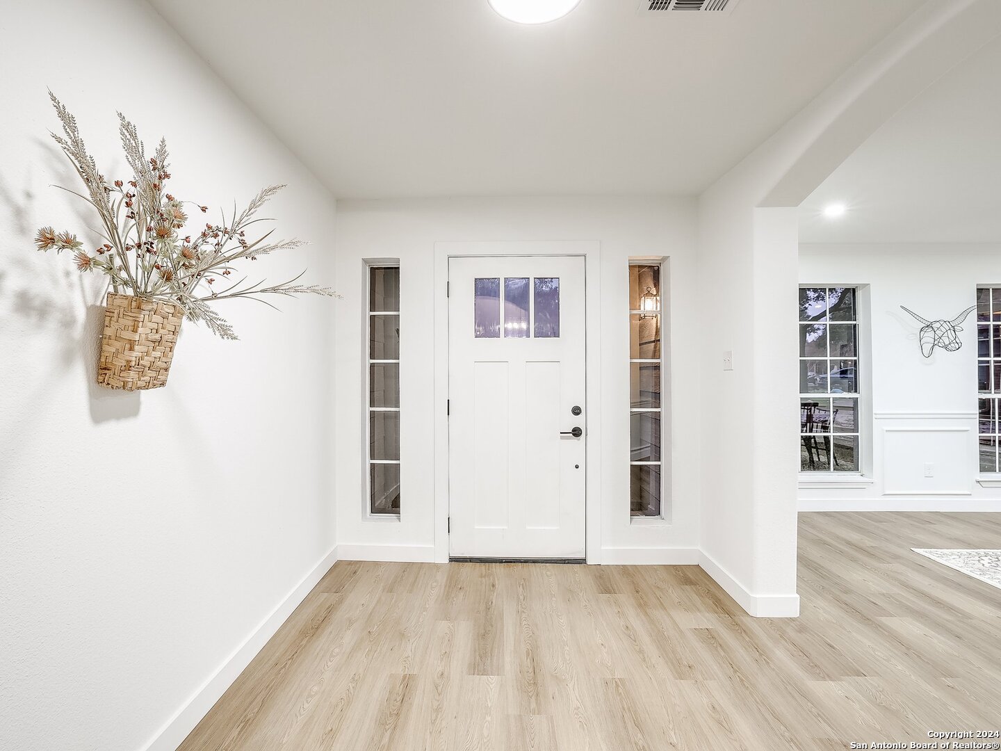 8302 COPPERSIDE