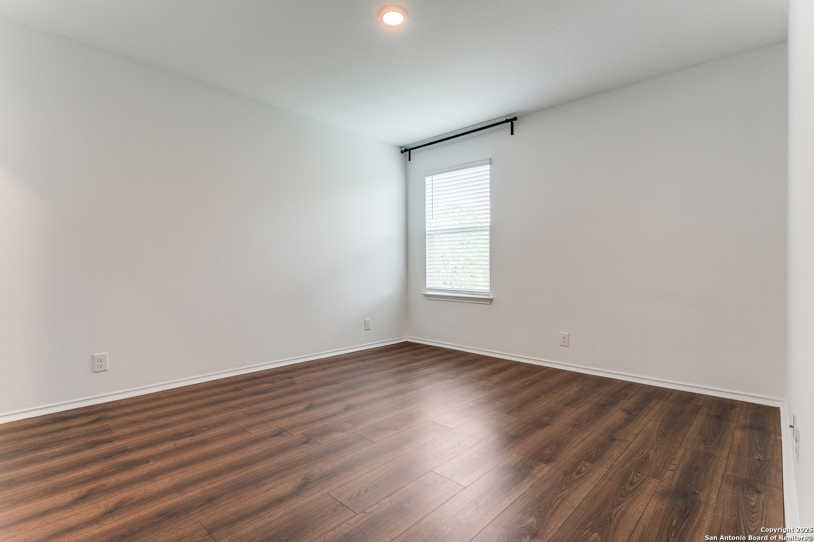 5518 Salado Falls