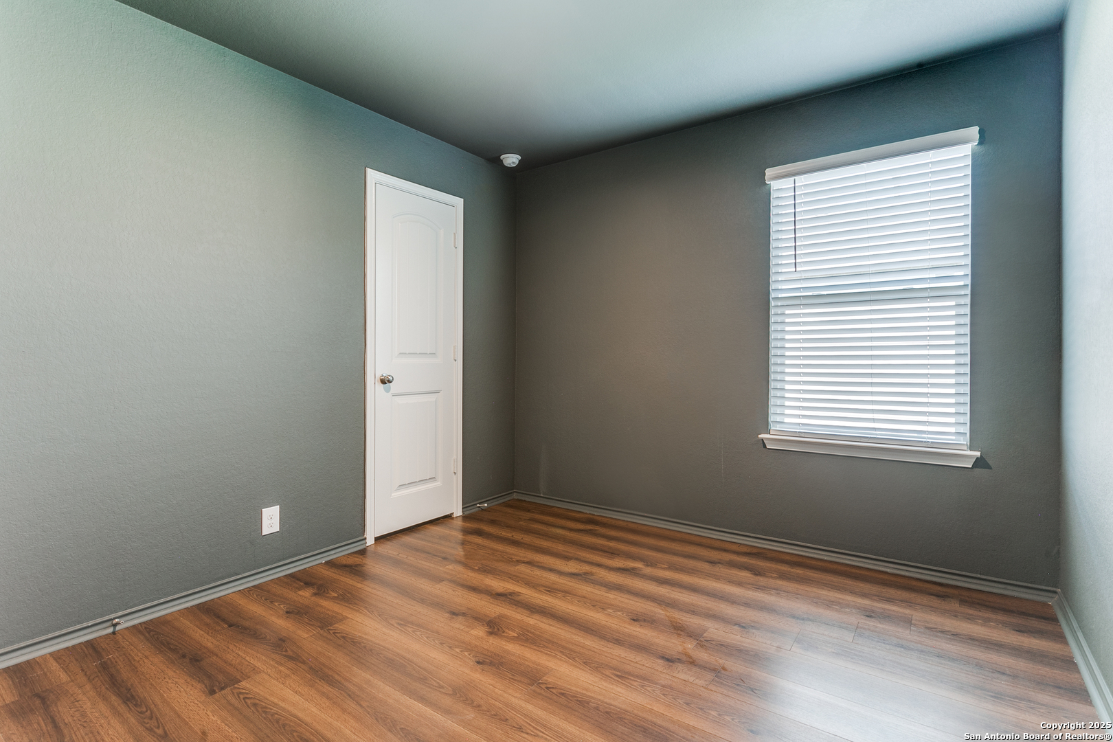 5518 Salado Falls