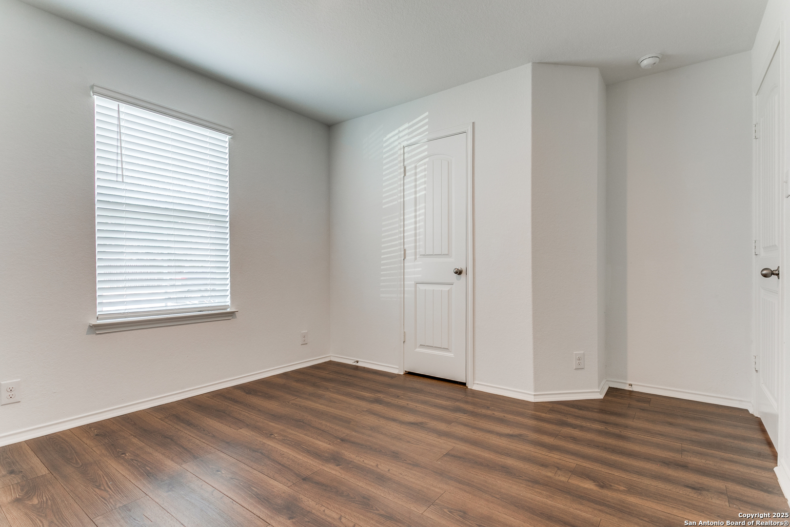 5518 Salado Falls
