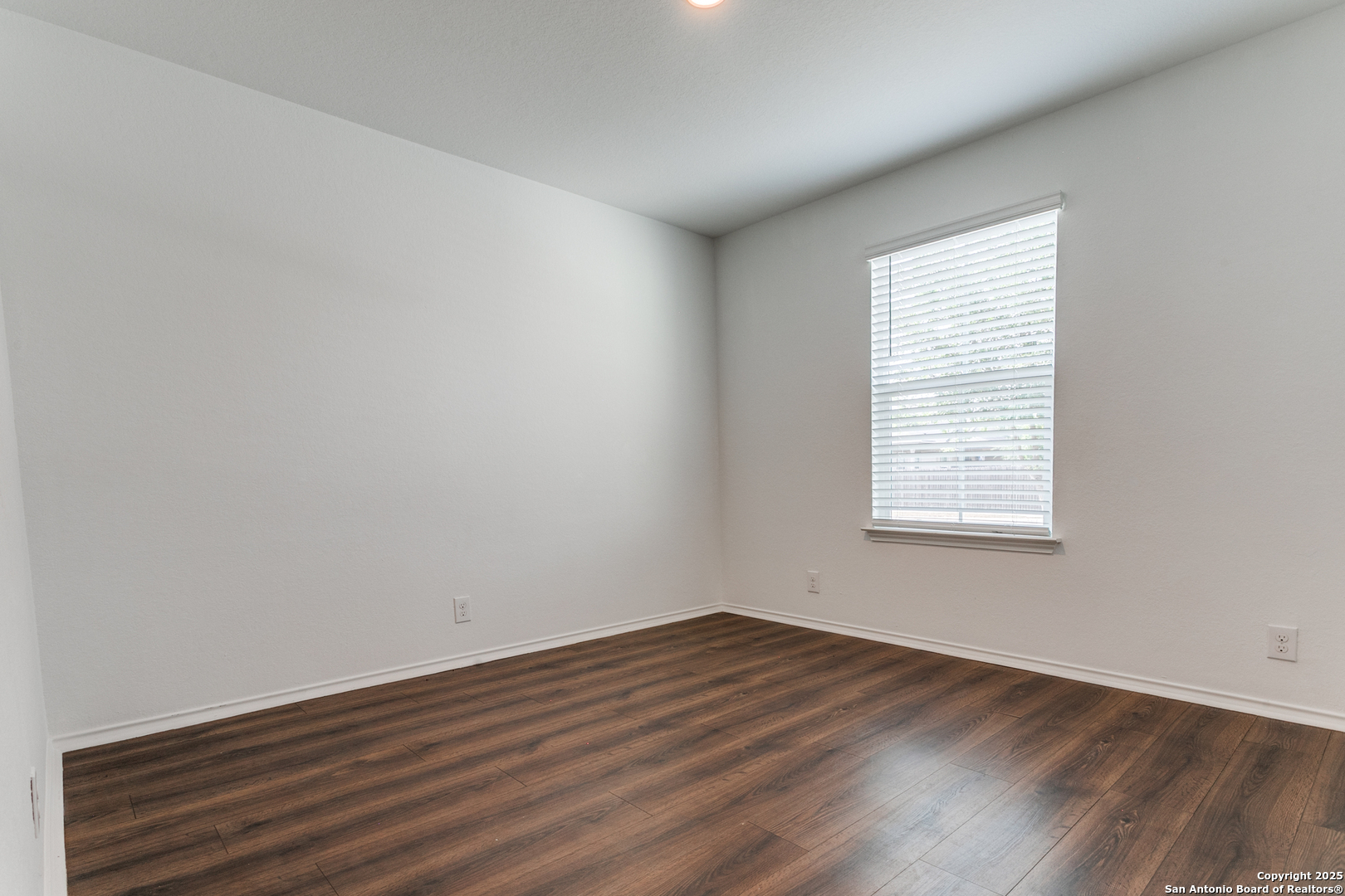 5518 Salado Falls
