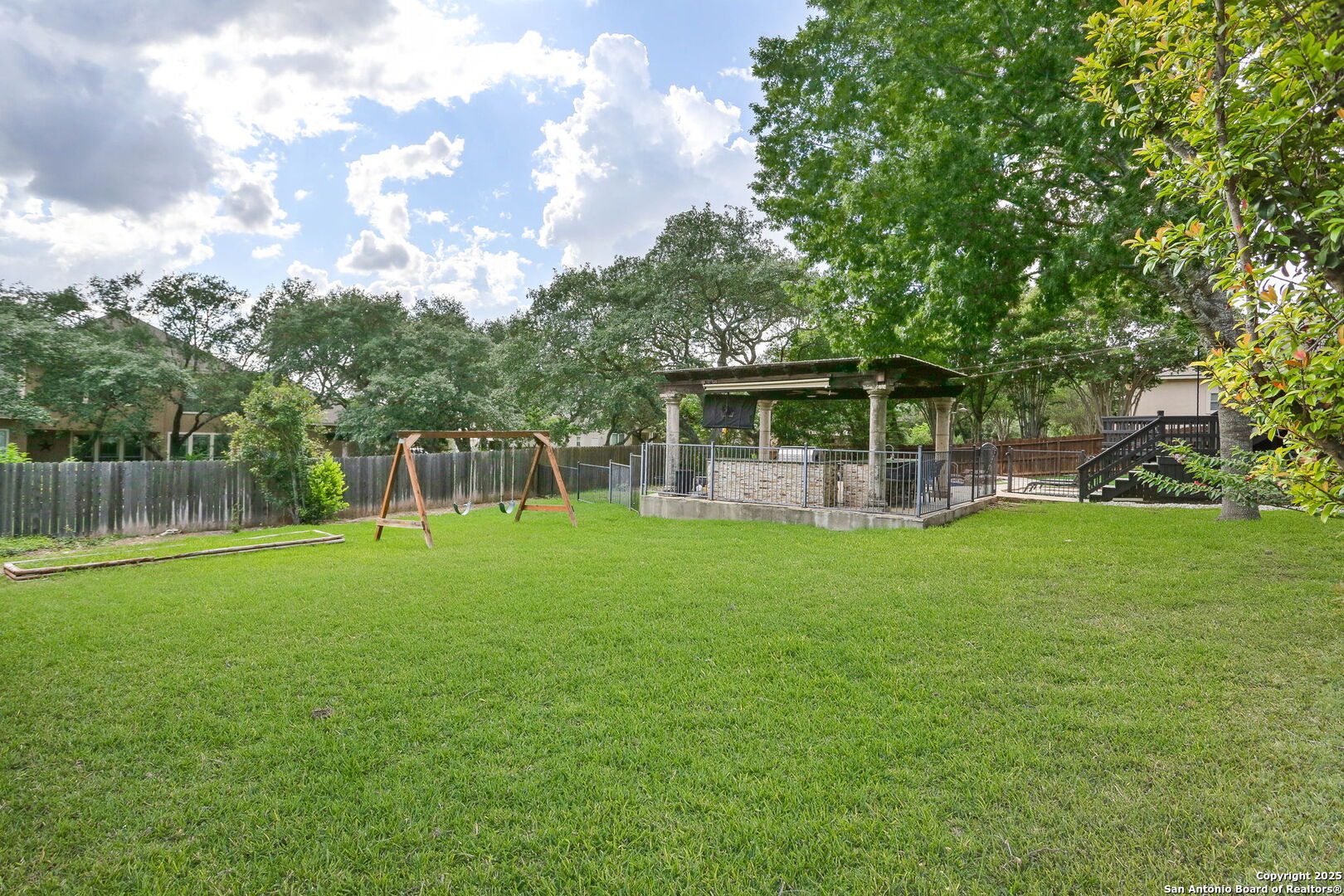3231 Roan Way