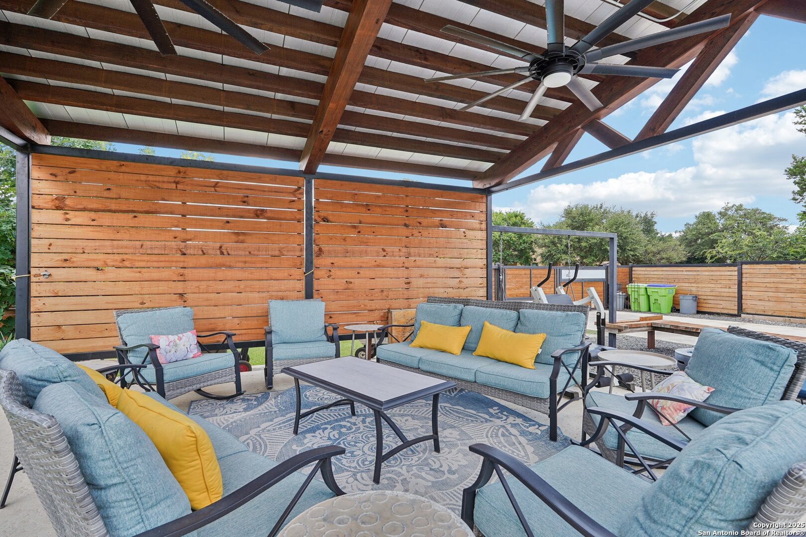 14702 Hill Pine Way