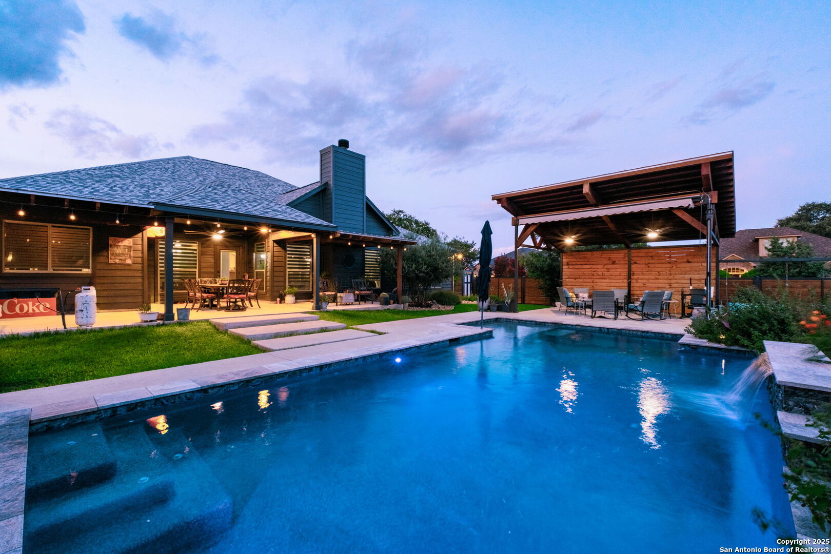 14702 Hill Pine Way