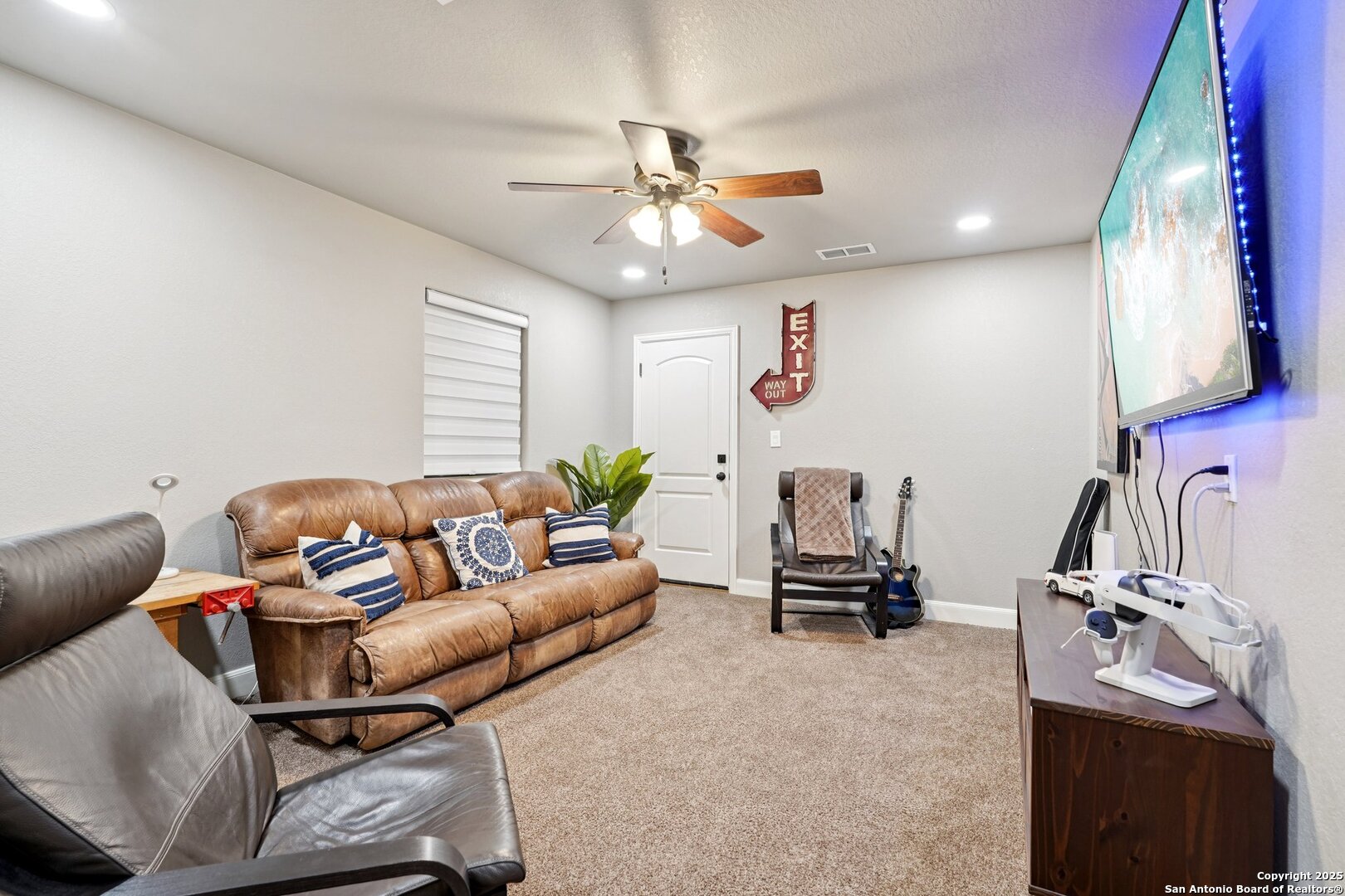 14702 Hill Pine Way