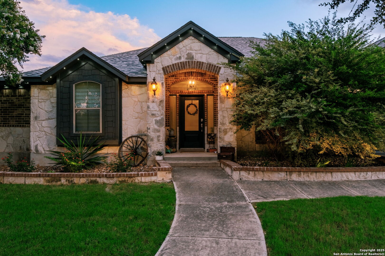 14702 Hill Pine Way