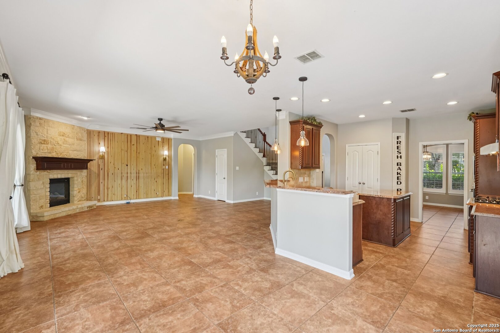 3610 Pinnacle