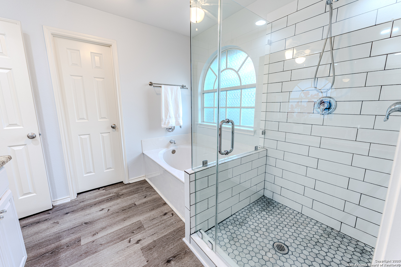 4 Aubrey Ct