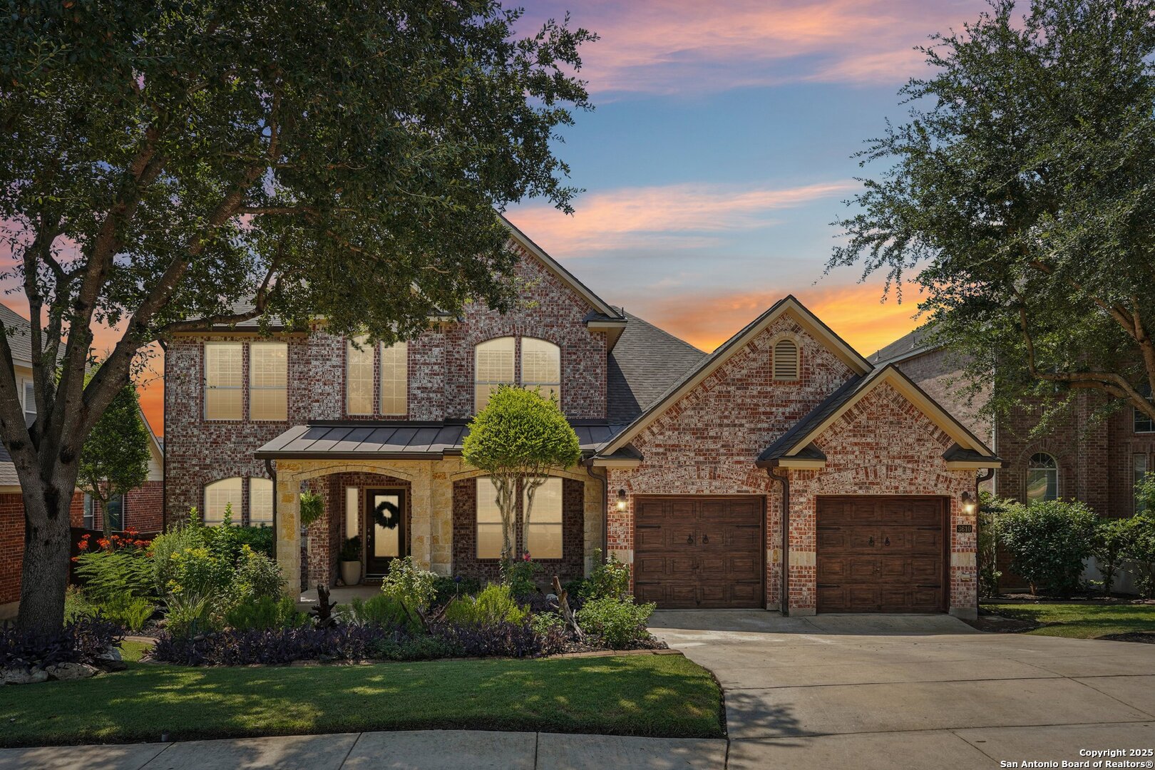 3610 Pinnacle Dr