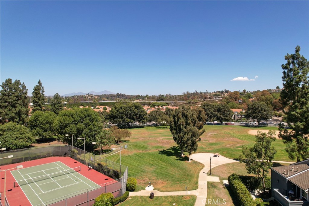 24367 Avenida De Los Ninos 43