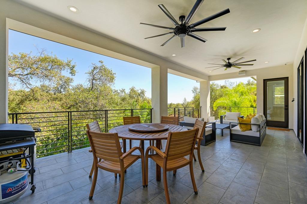 793 Deerbrooke Trail