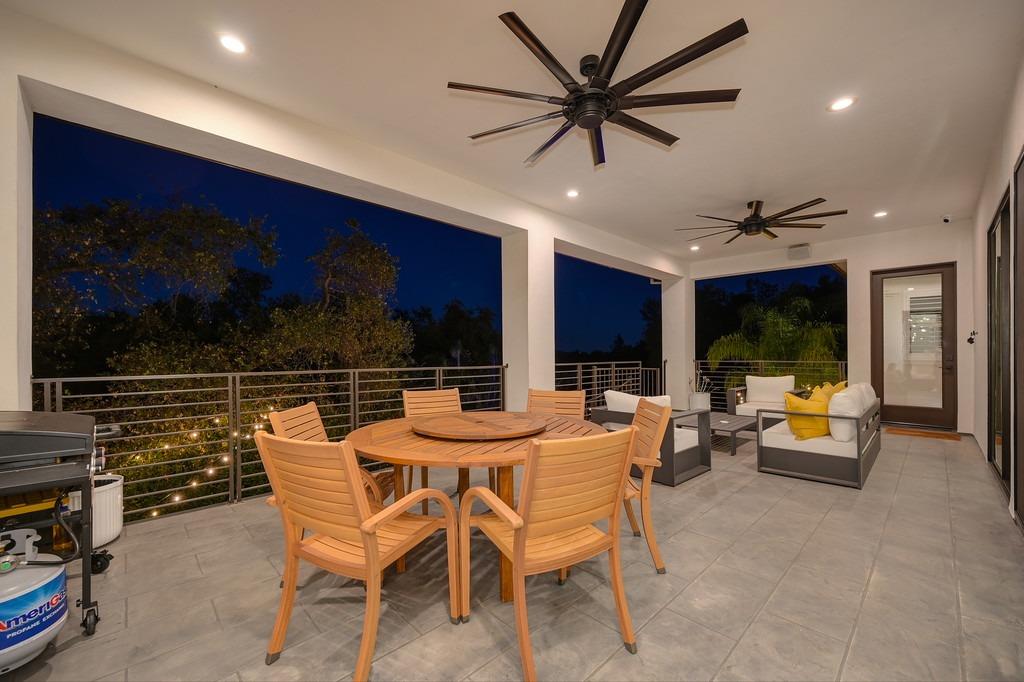 793 Deerbrooke Trail