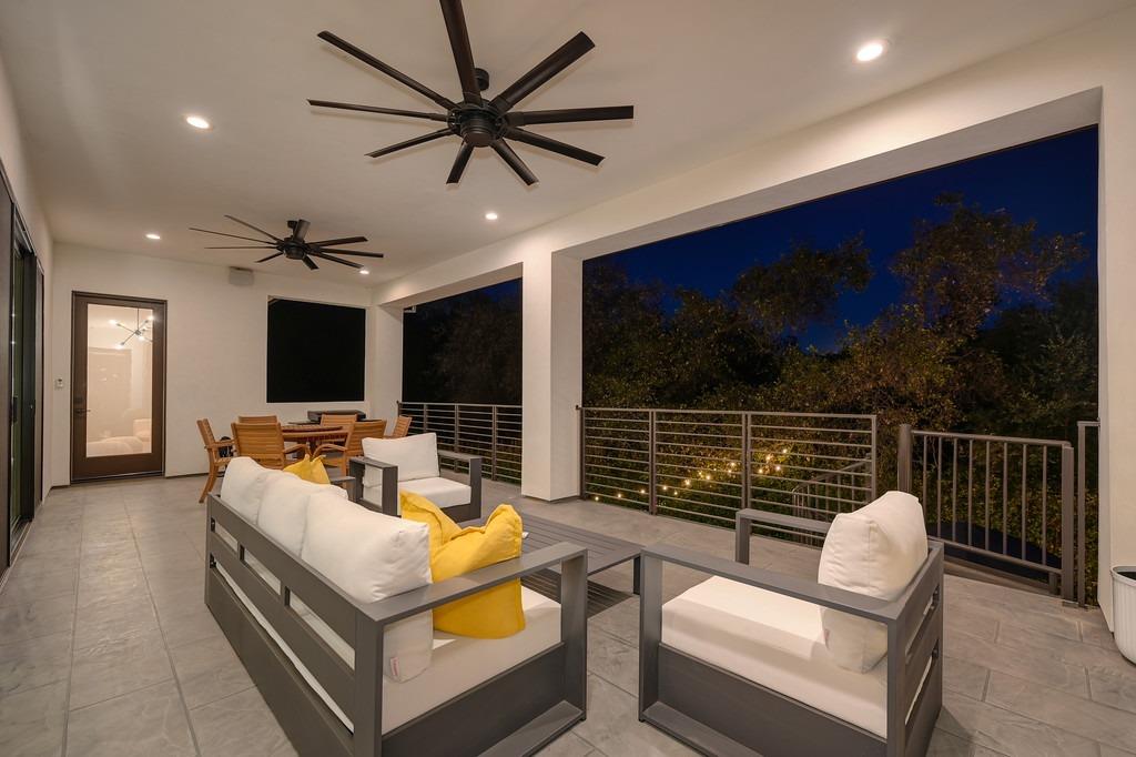 793 Deerbrooke Trail