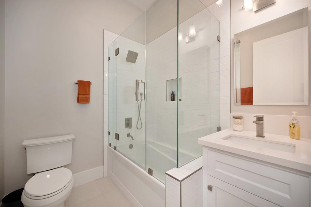 793 Deerbrooke Trail