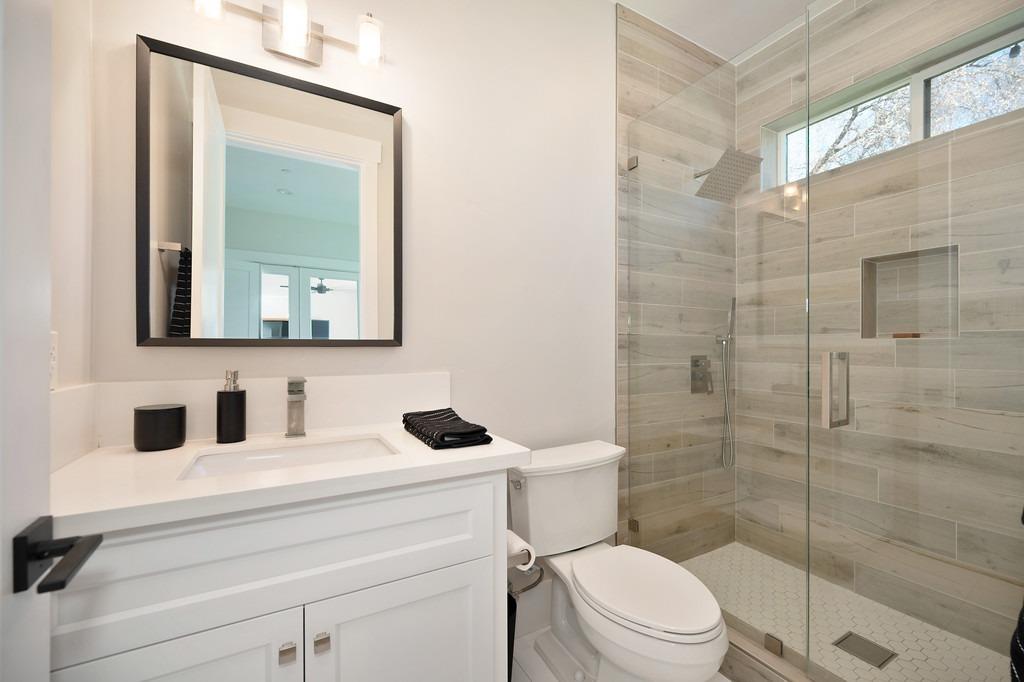 793 Deerbrooke Trail