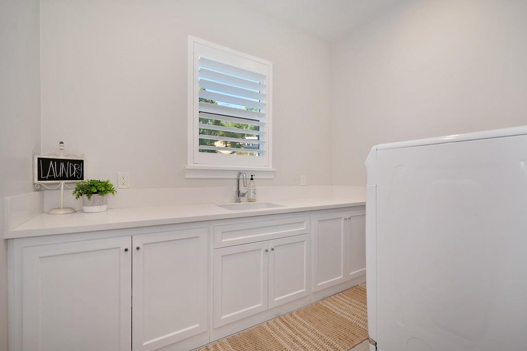 793 Deerbrooke Trail