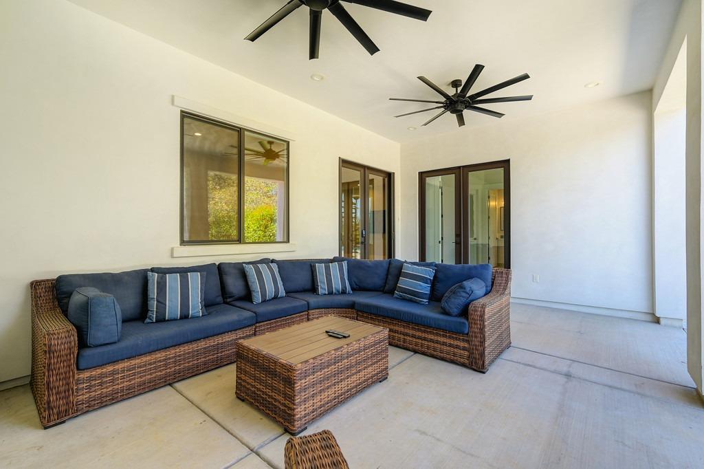 793 Deerbrooke Trail