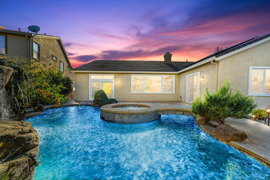 2636 Waterford Glen Circle