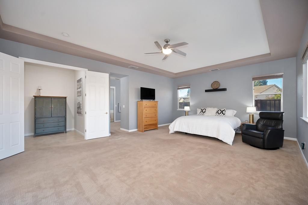 2636 Waterford Glen Circle