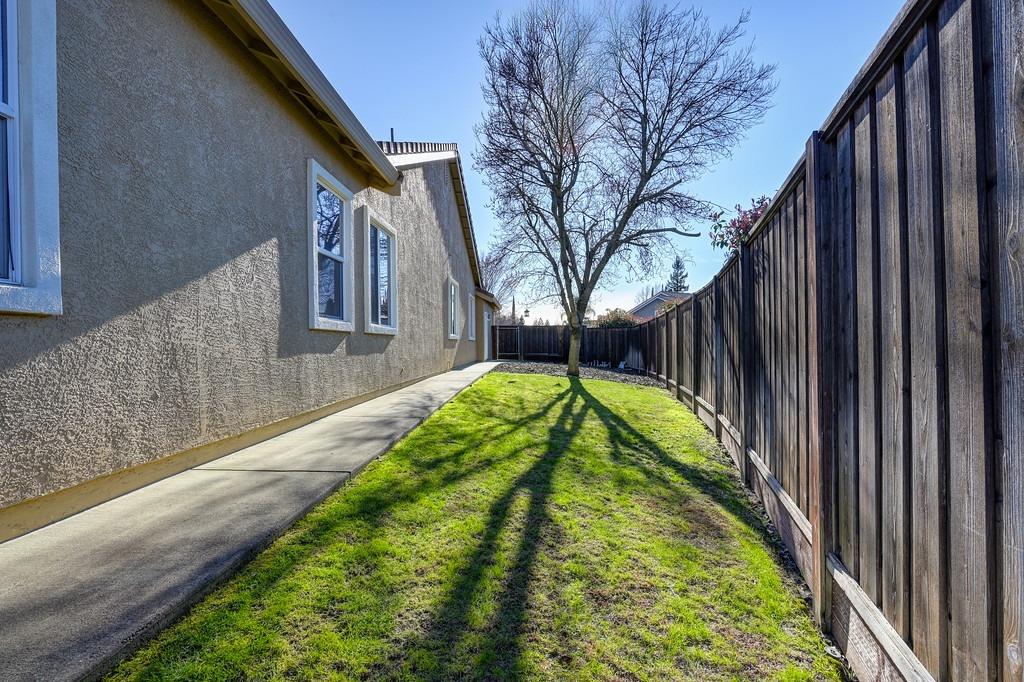 2636 Waterford Glen Circle