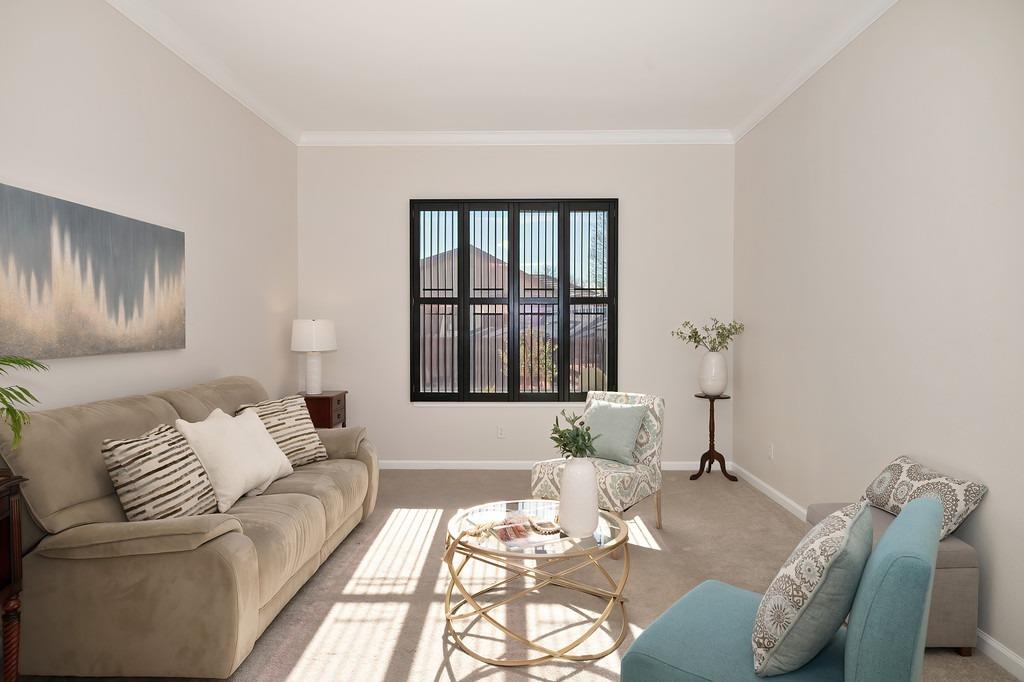 2636 Waterford Glen Circle