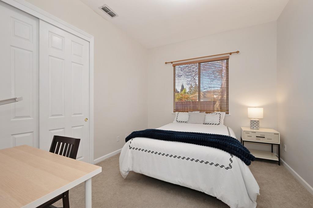 2636 Waterford Glen Circle