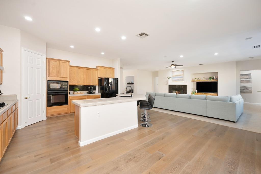 2636 Waterford Glen Circle