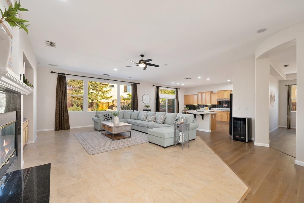 2636 Waterford Glen Circle