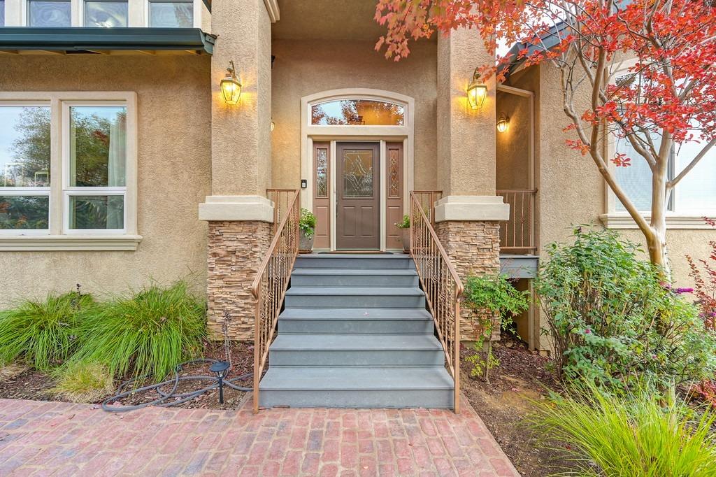 11670 Shadow Mountain Way