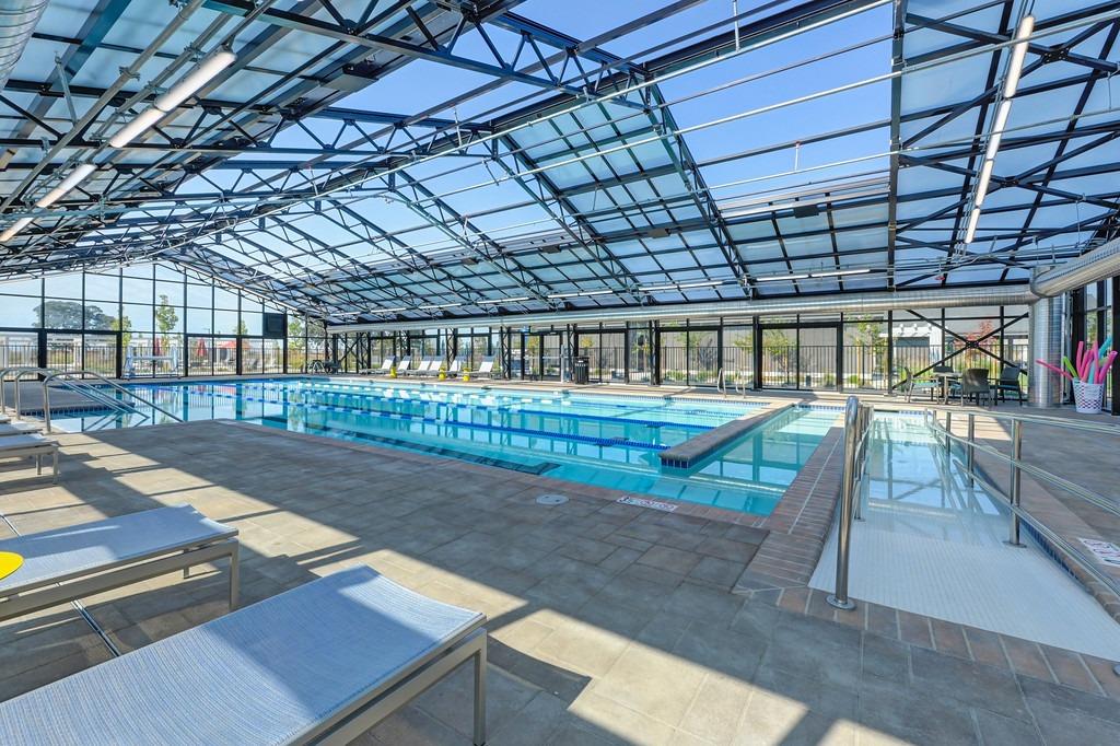 4561 Peace Lily Lane