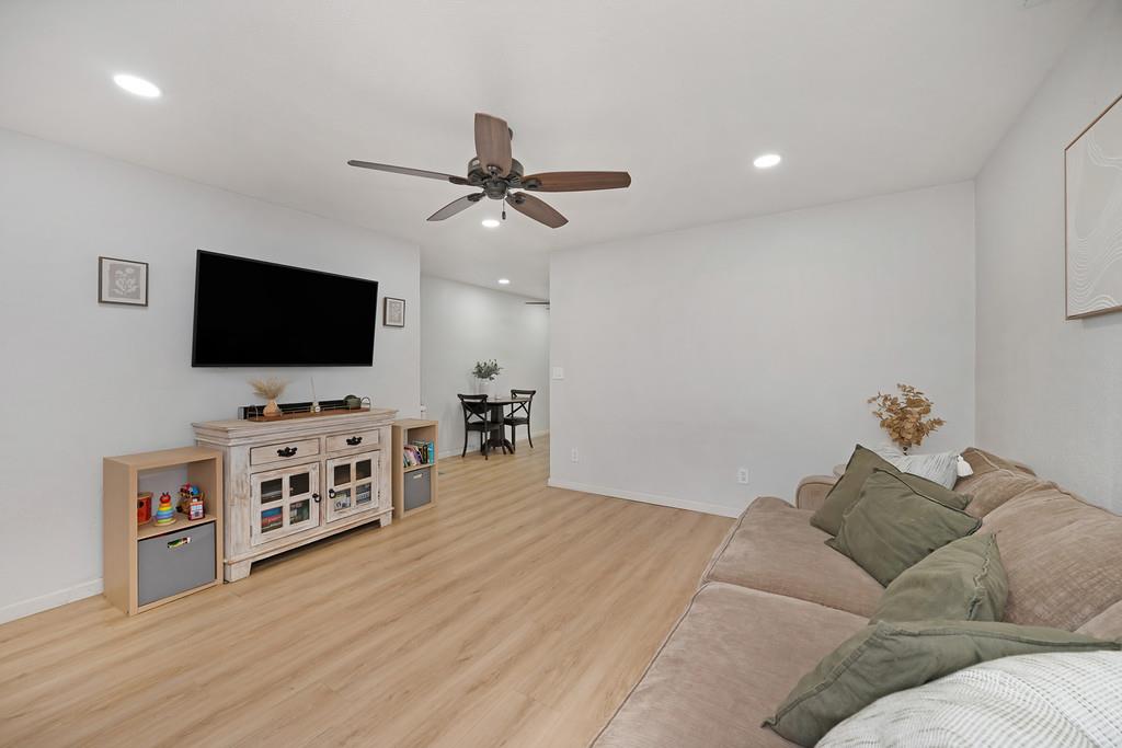 10493 Georgetown Drive