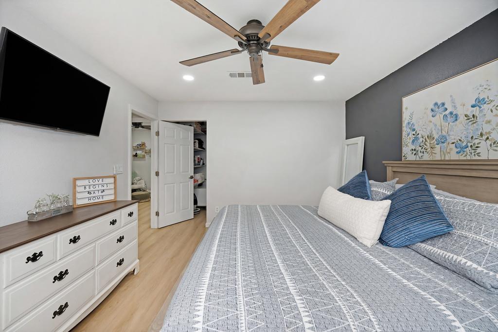 10493 Georgetown Drive