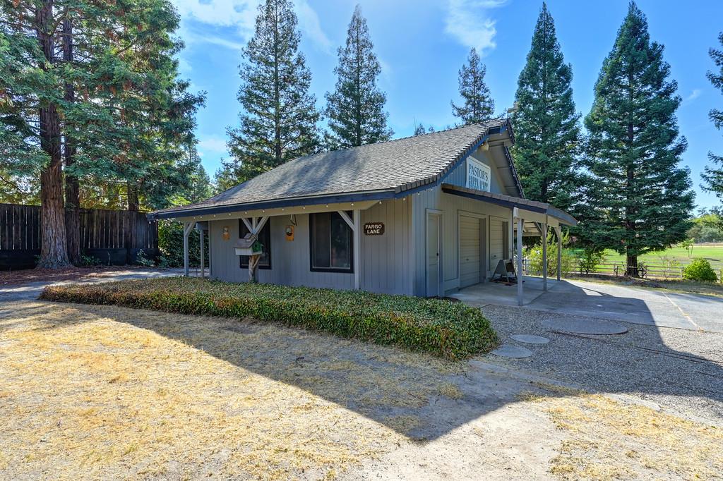 8888 Fargo Lane