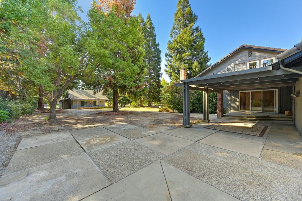 8888 Fargo Lane