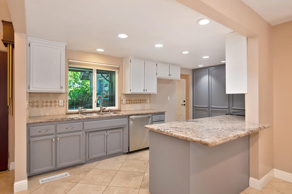 8888 Fargo Lane