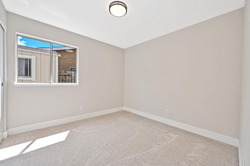 553 Oakborough Avenue