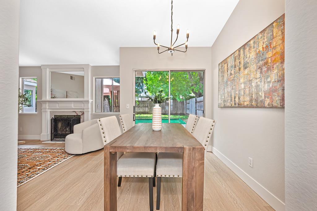 553 Oakborough Avenue